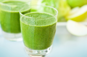 pear-cilantro-detox-smoothie